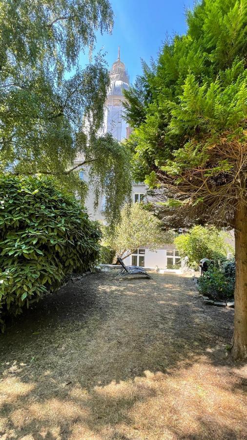 Au Jardin De La Basilique Daire Boulogne-sur-Mer Dış mekan fotoğraf
