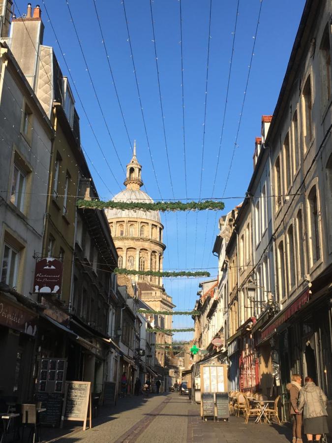Au Jardin De La Basilique Daire Boulogne-sur-Mer Dış mekan fotoğraf